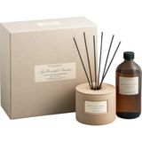 Atelier Rebul White Tea Leaves & Fresh Roses Meyveli ve Çiçeksi Çubuklu Oda Kokusu 450 ml - 1 Adet
