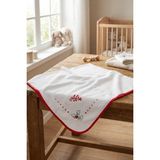 Atölye Müge Kişiye Özel Isimli Nakışlı Yeni Yıl Temalı Kokina Desenli Kırmızı Biyeli Ekru Bebek Battaniyesi - Yumuşacık ve Şık Tasarım - Beyaz - 85X95 cm