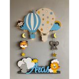 Atölye Selçukum Bebek Mavisi - Krem Uçan Balon & Hayvanlar Işıklı İsme Özel Ahşap Bebek Odası Kapı Süsü