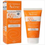 Avene Invisible Finish SPF50+ 50 ml Güneş Kremi
