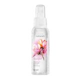 Avon Naturals 100 ml Manolya Kokulu Vücut Spreyi
