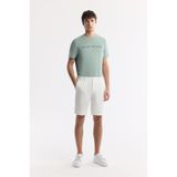 Avva A51Y3730 Erkek Beyaz Yanı Lastikli Gofreli Bi-Stretch Slim Fit Chino Şort