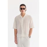AVVA Erkek Beyaz Apaj Yaka Jakarlı Soft Touch Kısa Kollu Comfort Fit Gömlek A61Y2053 - 2XL