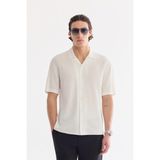 AVVA Erkek Beyaz Apaj Yaka Viskon Karışımlı Kısa Kollu Comfort Fit Gömlek A61Y2061 - XL