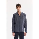 AVVA Erkek Lacivert Alttan Britli Çizgili Nefes Alan Soft Touch Comfort Fit Gömlek A61Y2131 - XS