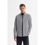 AVVA Erkek Siyah Alttan Britli Yaka Kolay Ütülenen Slim Fit Gömlek A42Y2134 - XS