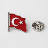 Ay Yıldız Türk Bayrağı Yaka Rozeti Gümüş 2x2 Cm Parlak Dalgalı Metal Bayrak Rozet Gri