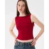 Ayma Active Kadın Kırmızı Kayık Yaka Bluz - EcoVero™ Viskoz, Kolsuz, Tek Kat, Minimal ve Zarif Günlük Bluz - Vişne - XS