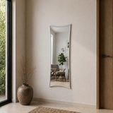 Aypars Atölye Modern Kavisli MDF çerçeve Boy Aynası 40X120 cm – Dalgalı Formlu Minimalist Dekoratif Gümüş Duvar Aynası - 40 x 120 cm
