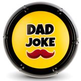Babalar için Nihai Hediye. Dad Joke Button Tonlarca Komik Baba Şakası ile | Yenilikçi Konuşma Düğmesi Mevcut