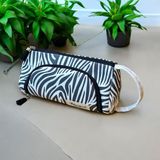 Babun Ilgaz Zebra Desenli Büyük Organik Kanvas Pamuk Bez Kumaş Kalem Kutusu Kalemlik Makyaj Çanta Lüks Son Moda Trend Premium Iki Bölmeli Yeni Sezon Hediye El Yapımı Çok Fonksiyonlu
