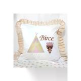 Baby Clime 5.KIRLENT Fırfırlı Kırlent Bebek İsimli 40X40 Cm Nakışlı Takı Yastığı İçi Dolgulu K2