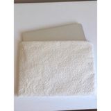 Baby Kangaroo 13, 14, 15, 16 inc Laptop Çantası Ekru Tedy Peluş Kumaş, Yumuşak Bilgisayar Kılıfı, % 100 Pamuklu Kalpli Astarlı iç yüzey ,Fermuarlı Notebook Çantası, Kapitoneli Koruyucu Laptop Kılıfı