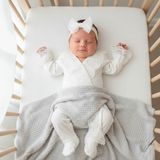Babytex Bebek Beyaz Dantelli Patikli Tulum – Kruvaze Yaka Uzun Kollu Mevlüt ve Hastane Çıkışı Zıbını - 3-6 M