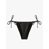 Bağlamalı Detaylı Halka Toka Detaylı Bikini Altı