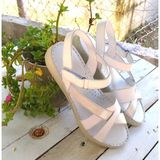 Bags Shoes Bulldozer 231526 Beyaz Kadın Günlük Sandalet