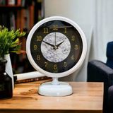 Bahat Beyaz Metal Ofis Salon Otel Masa Saati 25*20 cm Y4