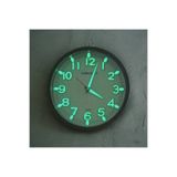Bahat Fosforlu Kabartma Rakam Karanlıkta Parlayan Küçük Duvar Saati Çap 22 cm