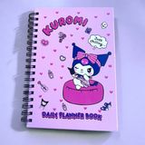 BAK GEL AL Kuromi'nin Sihirli Dünyası Planner Defteri - Pembe ve Eğlenceli Günlük Planlama Defteri ve 5 Sayfa S