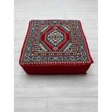 Bakırözü Home Kırmızı Yahyalı Modeli Çökmeyen Süngerli Şark Köşesi Orta Sehpa (60 x 60 x 20 Cm)