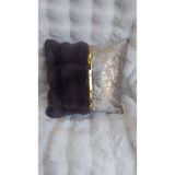 Baladi Home Yastık Kılıfı Peluş ve Kadife Kumaş Altın Deri Aksesuarlı Kadife Görünümlü Kare Kırlent Kılıfı - 40 x 40 cm - Antrasit