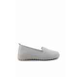 Bambi Beyaz Leather Kadın Babet K01331055603
