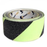 BantEvi Fosforlu Merdiven Kaydırmaz Bant 5cmx25m Yeşil Siyah Fotolümenli Zemin Kaymaz Bant 50mm (5cm x 25m)
