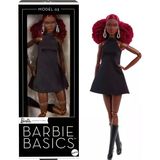 Barbie Basics™ Bebek Barbie Basics Koleksiyona Uygun Bebek, Siyah Elbisesi Ve Botlarıyla Kızıl Kıvır