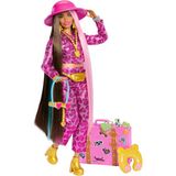 Barbie Extra Safari Temalı HPT48 Seyahat Bebekleri HPT48 Pembe Desenli Eğlenceli Aksesuarlarla