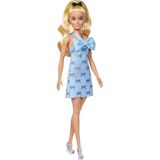 Barbie Fashionistas Bebek, Fiyonklu Ve Önden Bağlamalı Mavi Elbisesi, Fiyonklu Siyah Saç Tokası Ve U