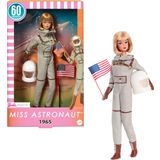 Barbie Gümüş rengi uzay kıyafeti, uzay botu ve astronot kaskı aksesuarıyla koleksiyona uygun Miss Astronaut Bebek, 1965 tarihli klasik bebeğin yeni tasarımı, JBJ48