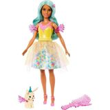 Barbie - Masalsı Bir Kıyafet ve Hayvan Dostu Bebek, Barbie A Touch Of Magic" Esinlenilmiştir, Teresa
