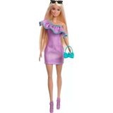 Barbie Moda Bebek, Kıyafetleri Ve Akseasuarları Parti Elbiseleri Ve Çantalar Dahil Kıyafetleri Ve Aksesuarlarıyla Barbie Bebek (3 Farklı Kombin)