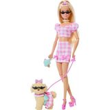 Barbie Uyumlu Dostlar Sarı Saçlı Bebek Ve Köpekçiği, Pötikare Desenli, Pembe Renkli Kıyafetler Giyen