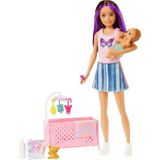 Barbie ve Aksesuarları, Skipper Bebek, Uykulu Bebek Figürü ve Beşikli Oyun Seti, Mobilya ve Tema - Çok Renkli