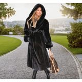 Barbora Kadın Kışlık Kürk Ceket Tam Boy Polyester Malzemeden Standart Kalıp Siyah