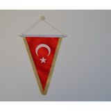 Bayrakal Üçgen Hatıra Türk Bayrağı 20 x 30 cm Çift Taraflı Kırmızı Renk Sarı Simli