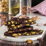 Bayramyeri Kırık Bitter Antep Fıstıklı Çikolata 300G - 300 gr