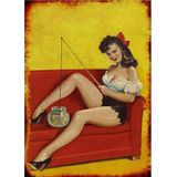 Bedeko Fanusta Balık Tutan Pin Up Kızı Dekoratif Ahşap Tablo