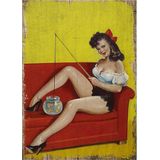 Bedeko Fanusta Balık Tutan Pin Up Kızı Mdf Poster