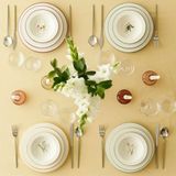 BELLA MAISON Garden Çiçek Desenli %100 Stoneware Yemek Takımı, Çok Renkli, 4 Kişilik (Yemek Tabağı: 21.5 cm / Servis Tabağı: 25.5 cm / Kase: 17 cm)