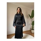 Bellucia Saten Pelerin Kol Drapeli Maksi Abiye Elbise