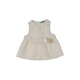 Benetton Kız Çocuk Ekru Keten Karışımlı Tamamı Desenli Çiçek Aplikeli Arkası Düğmeli Kolsuz Gömlek, Ekru, 3-4 Yaş