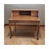 Bengi Ticaret Çalışma Masa ST 90400 Klasik Model Kayın Aslan Ayak CEVİZ Eskitme Kulp El Yapımı - Ceviz - 110x70x76