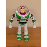 Benimolmalı Toy Story Işıklı & Sesli Yürüyen Buzz Lightyear Figür Oyuncak
