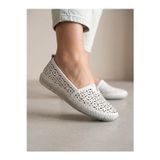 Beren Hakiki Deri Beyaz Kadın Babet Ortopedik Taban Lazer Delikli Slip-On Comfort Ayakkabı
