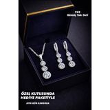 BEREN KILIÇ 925 Ayar Damgalı Gümüş Kaplama Işıltılı Üç Sıra Taşlı Kolye & Küpe Takı Seti