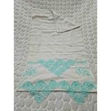 Berkaysun Tekstilden Pamuklu Kadife Iğne Oyalı El Yüz Havlusu - 50 x 90 cm - Beyaz - Mint Yeşili