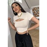 Beruflic Kadın Ekru Göğüs Dekolteli Yarım Kollu Cut Out Crop Top Bluz