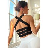 Beruflic Kadın Siyah Sırtı Çapraz Lastik Detaylı Crop Top Bluz